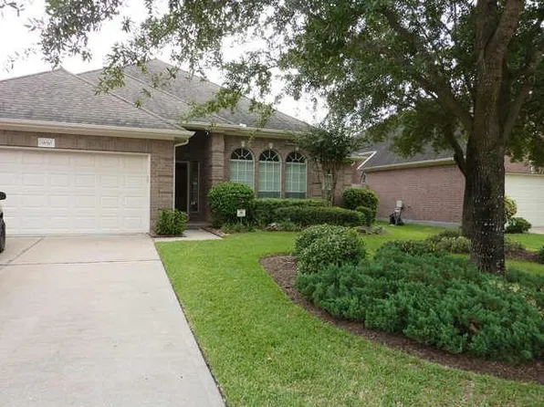 9010 Red Hawk Cir, Houston, TX 77064