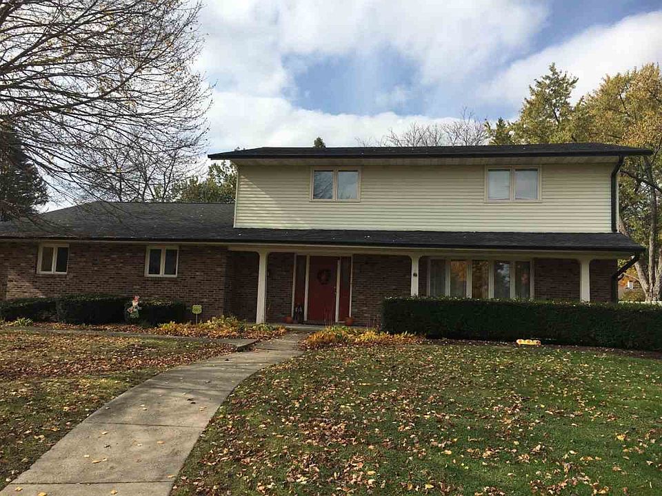 1st image of 812 Brae Burn Ln