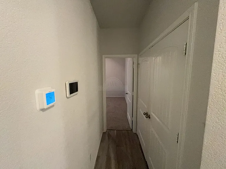 104 Green Jay Dr — Photo 22