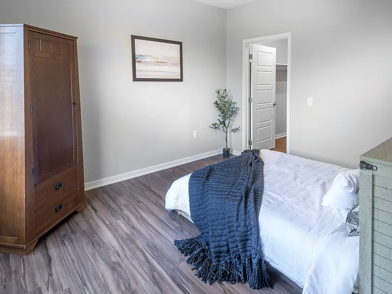 Bedroom 1 Bedroom Apartment