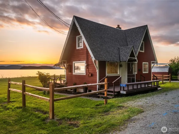 12312 Seabird Lane, Mount Vernon, WA 98273