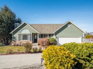 2711 Angel Ln, East Wenatchee, WA 98802