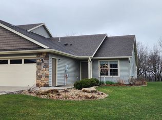 2475 Dallman Ln SE, Rochester, MN 55904