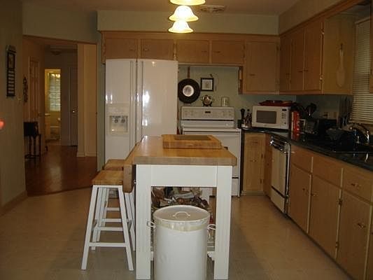 5th image of 7803 W Cleveland Ave