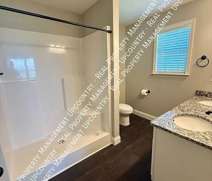 747 Shelburne Ln — Photo 8