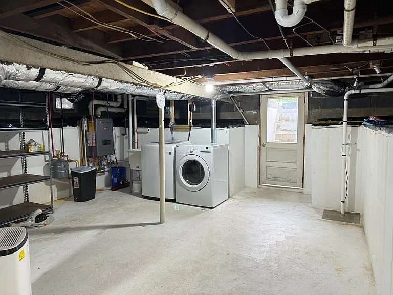1722 Walnut St — Photo 16