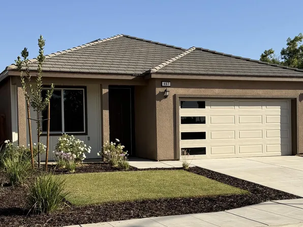 467 W Gibson Ave, Clovis, CA 93612
