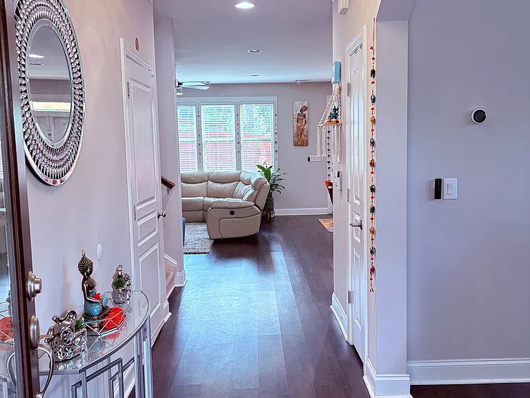 Entryway/Foyer
