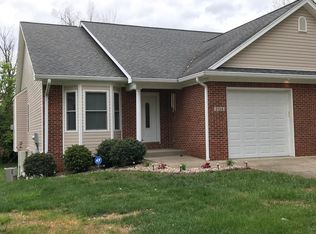 213 Hunter Ln #A, Elizabethtown, KY 42701