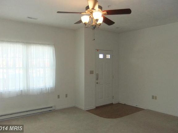 3rd image of 255 Sunbrook Ln