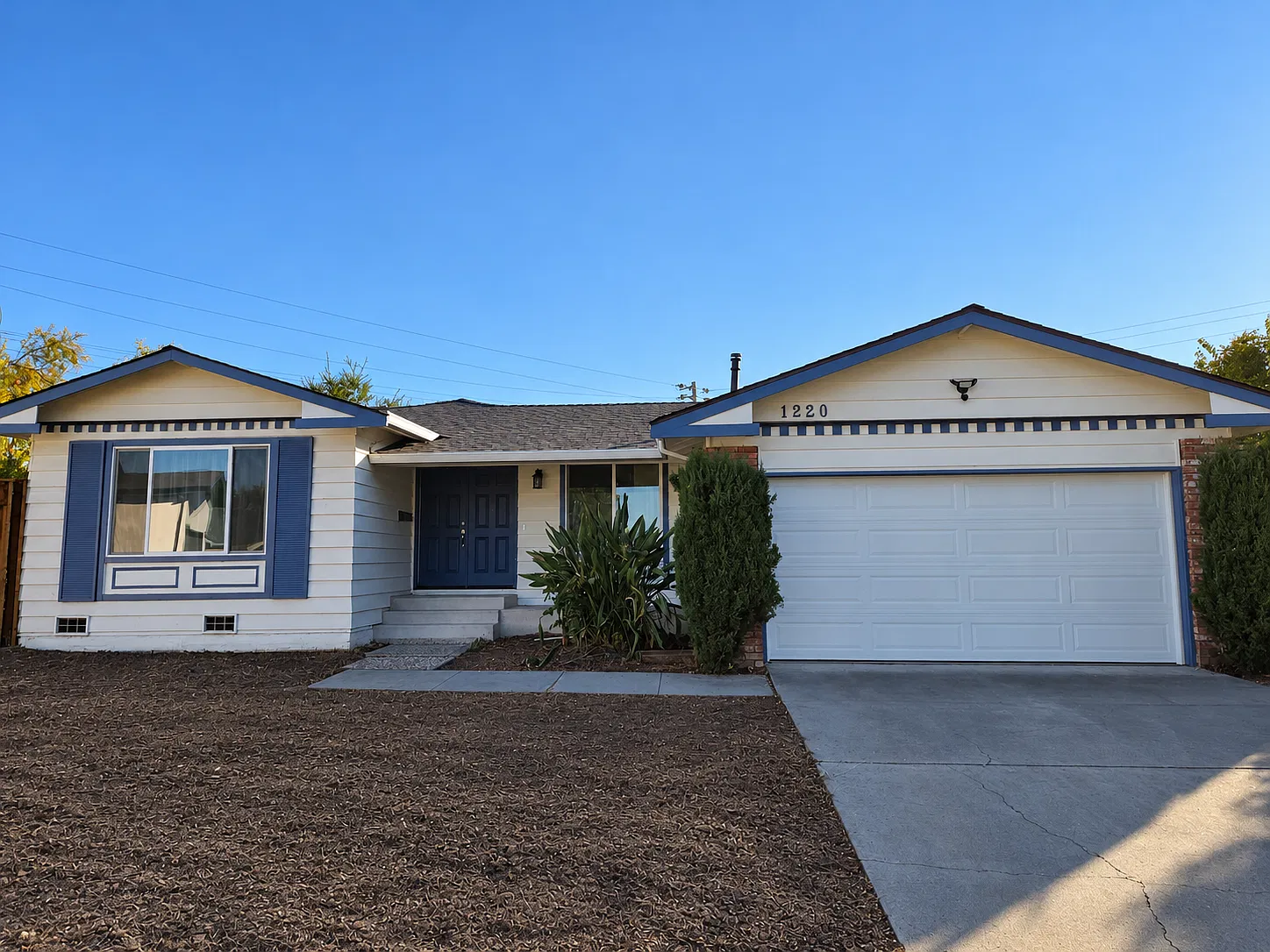 4 bed, 1569 sqft, $4,900 — Photo 1