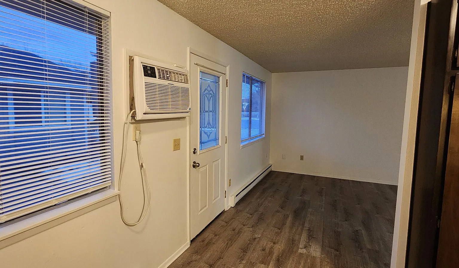 Cute 2 Bed, 1 Bath In Medical Lake! *Special: $500 Off!* — Photo 4