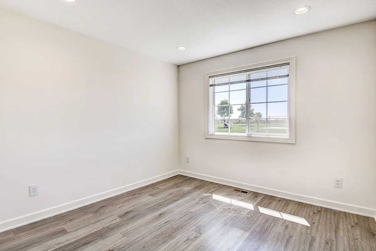Building Photo - 2460 Cedarwood Ln