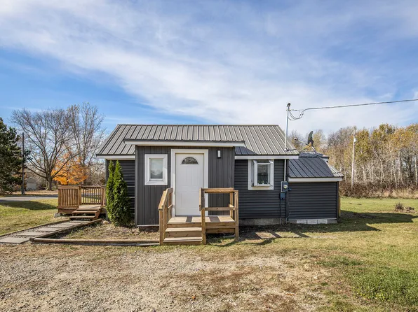 3707 E 124th St, Grant, MI 49327
