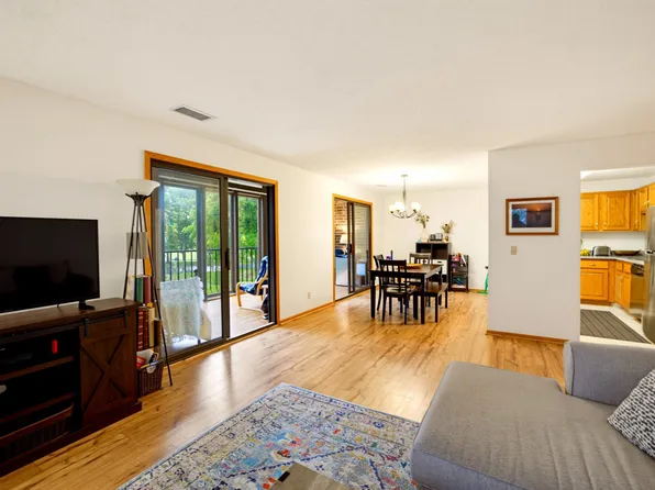 7200 Cahill Rd APT 106, Edina, MN 55439