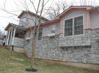 3608 E 98th Ter, Kansas City, MO 64137