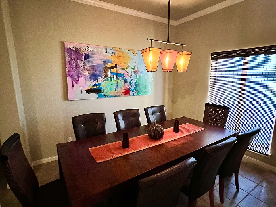 Rustic Manor Dr