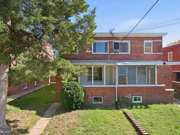4809 8th St NE, Washington, DC 20017