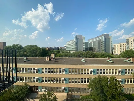 Rented by Corcoran | media 21