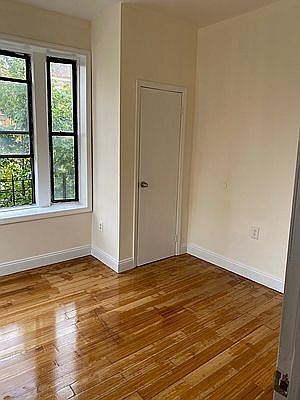 3rd image of 2522 Newkirk Ave Unit 11