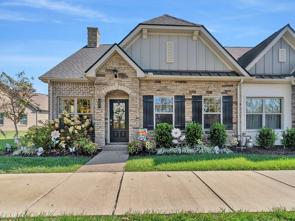 1st image of 334 Buckner Cir