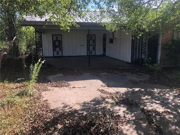 313 Evangeline Ln, Alexandria, LA 71302