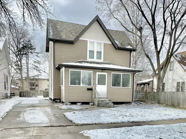 819 Carroll Ave, Ames, IA 50010