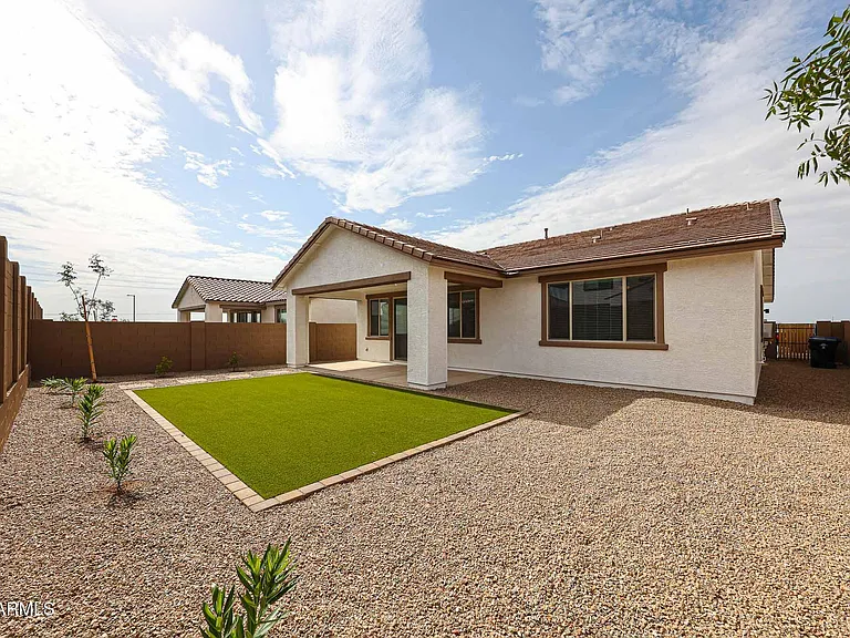 14752 W Smoketree Dr — Photo 16