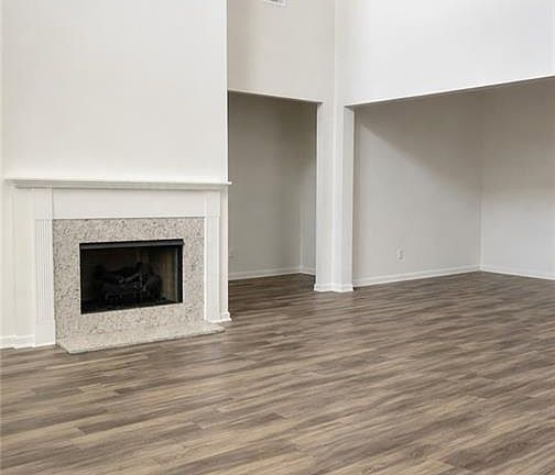 3rd image of 5980 Belfast Bend Ct