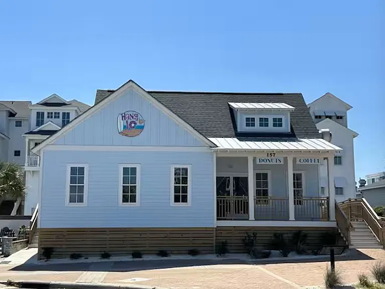 107 W Bogue Blvd #5 — Photo 4