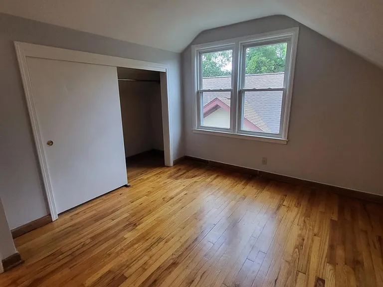 619 Salem St — Photo 6