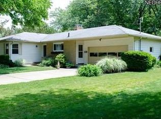 189 Benson Rd, Akron, OH 44333