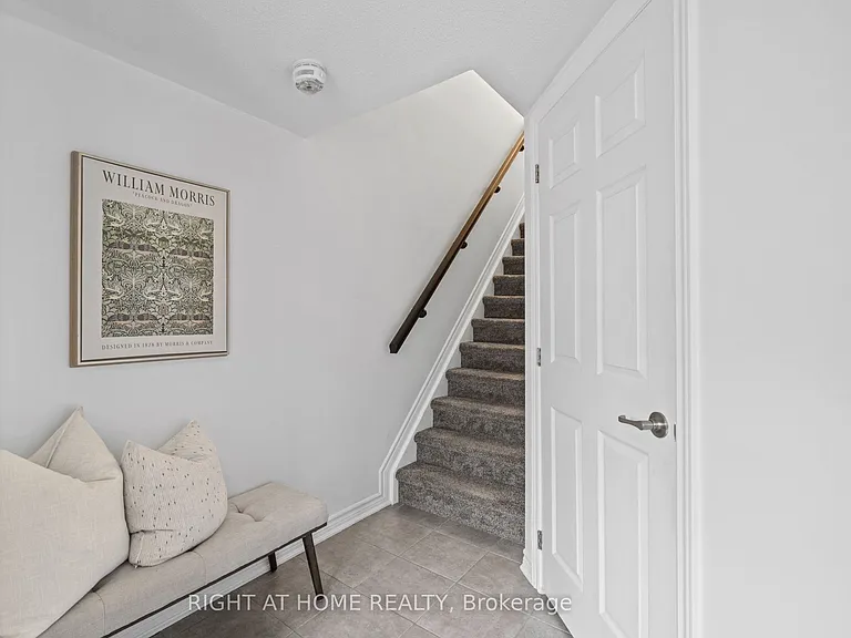 403 Gerardia Ln — Photo 4