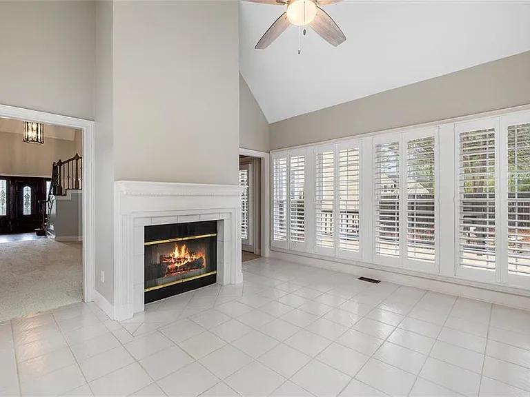 111 Planterra Way — Photo 11