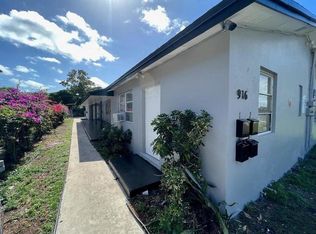 916 4th St APT 1, West Palm Beach, FL 33401