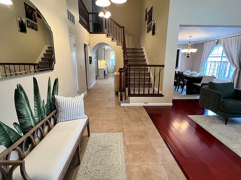 35675 Chaplin Dr — Photo 2