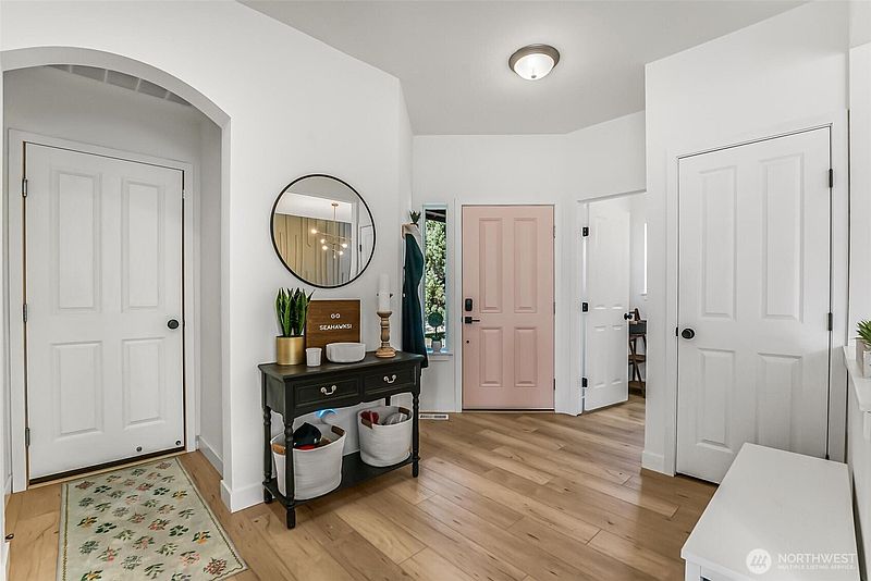 4th image of 28610 227th Avenue SE