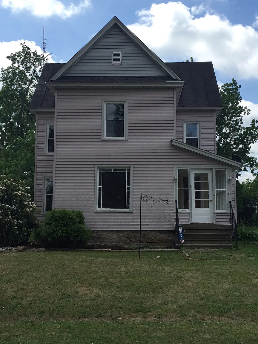 28 South St photo 1