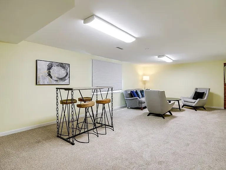9724 Admiralty Dr — Photo 22