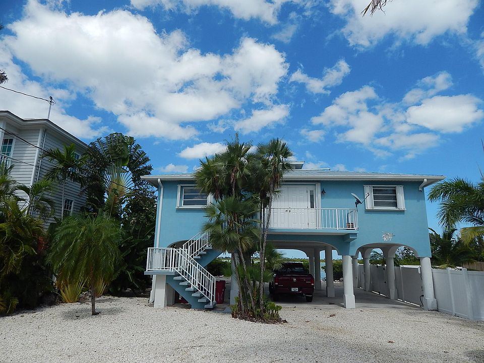 1st image of 107 W Indies Dr