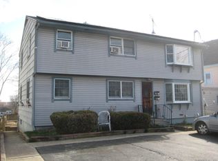 77 Colman St, New London, CT 06320