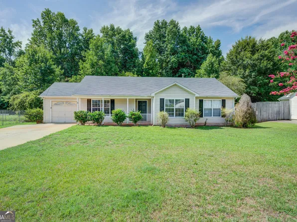 6273 Amberly Rd, Rex, GA 30273