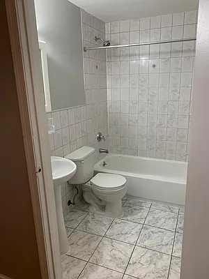 Rented by Greater Realty Management of NY LLC | media 4