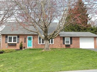 1625 Peony Rd, Lancaster, PA 17602