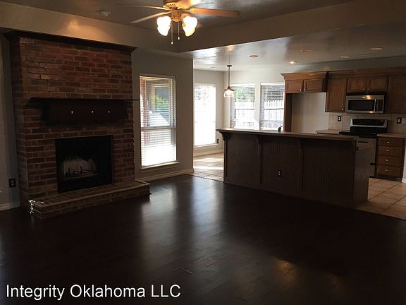 4th image of 4613 Elk Creek Dr