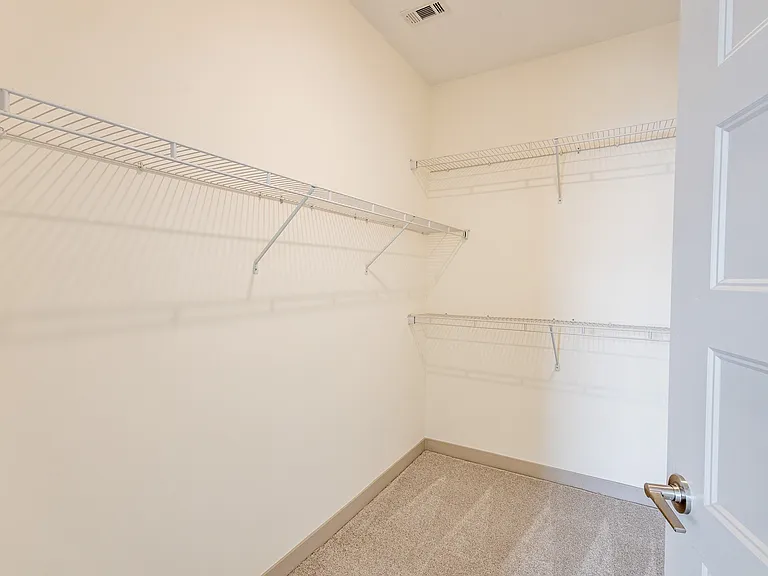 Allure Apartments — Photo 50
