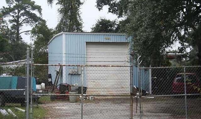 2nd image of 106 W Langford St