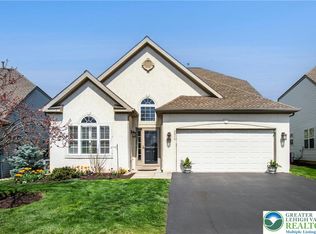 6614 Blue Heather Ct, Macungie, PA 18062