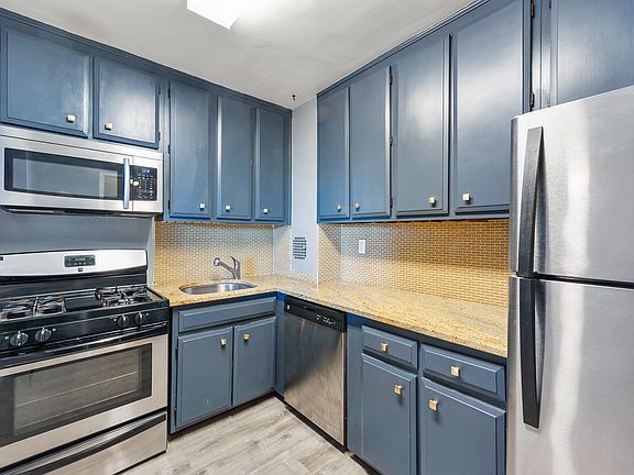 5th image of 14 Westview Ave APT 311