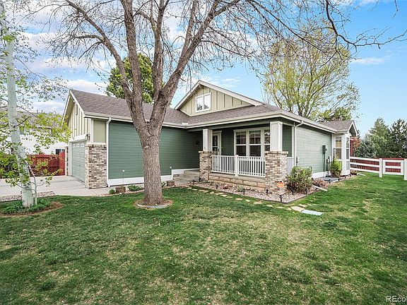 3rd image of 462 Thrush Avenue